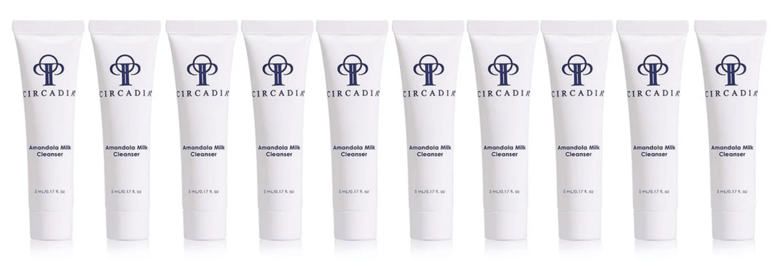 Amandola Milk Cleanser Sample 10 x 5 ml