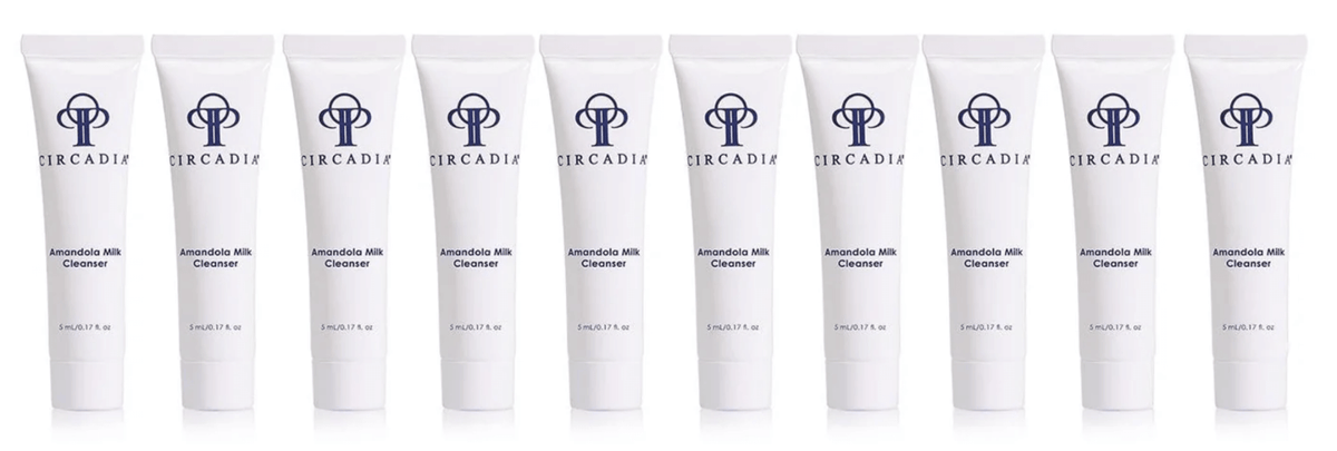 Amandola Milk Cleanser Sample 10 x 5 ml
