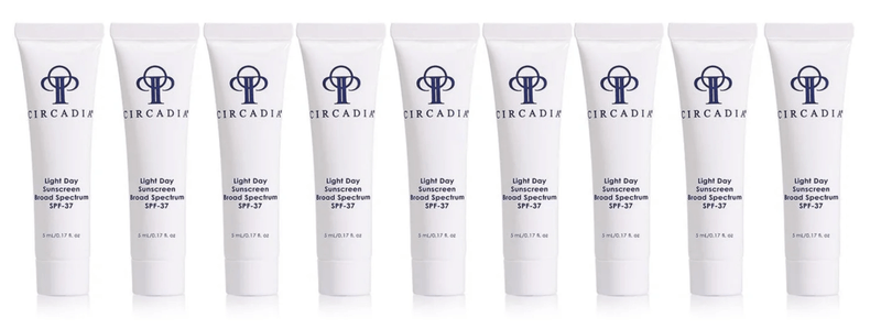 Light Day Sunscreen Sample 10 x 5 ml