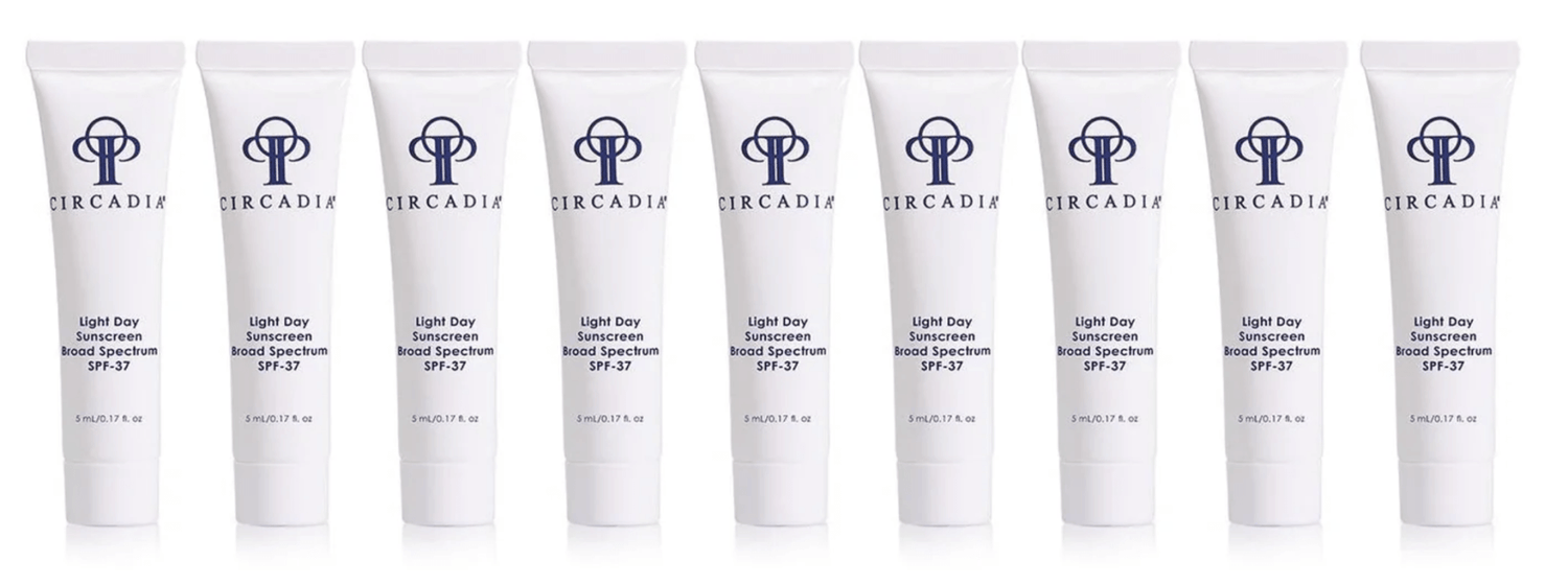 Light Day Sunscreen Sample 10 x 5 ml
